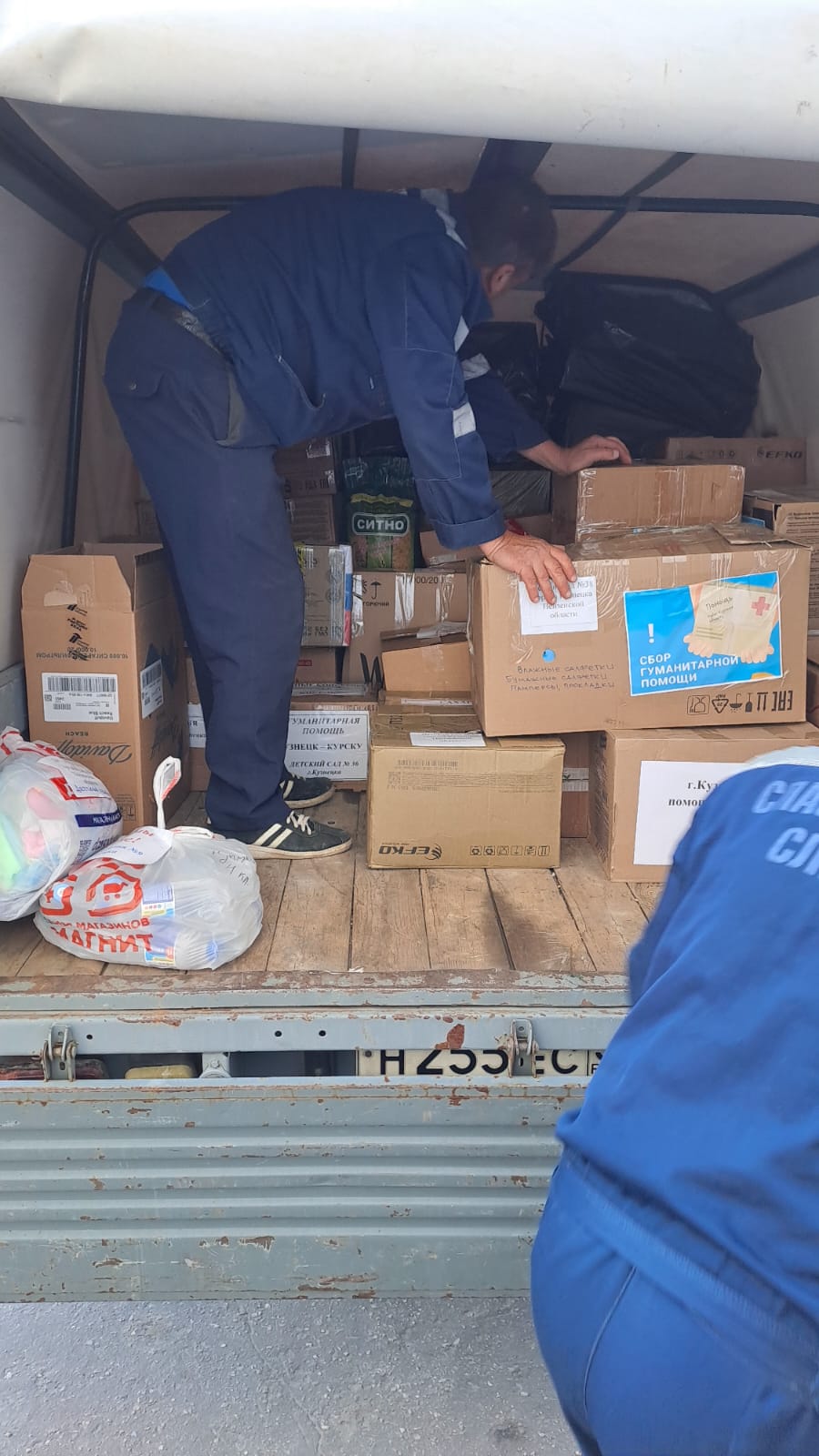 Кузнецк отправил четвертую машину с гуманитарной помощью жителям Курской области