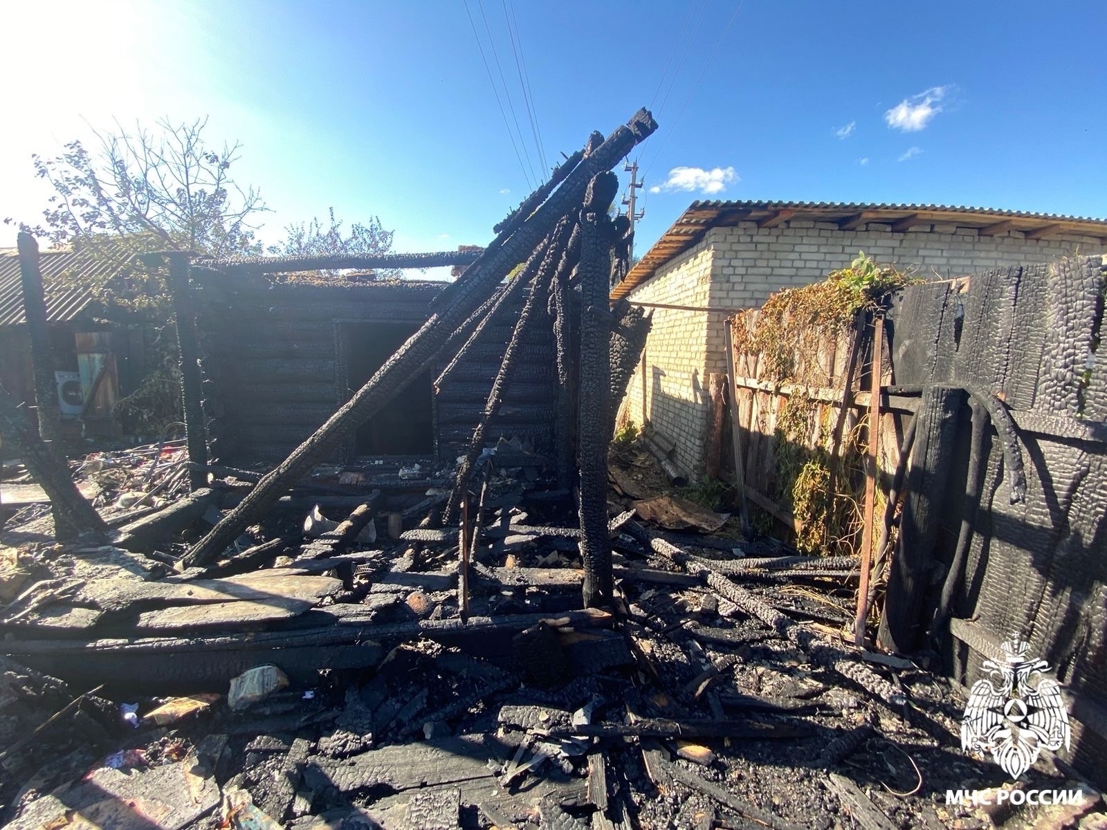 Жители Кузнецкого района пожаловались на нерасторопность пожарных