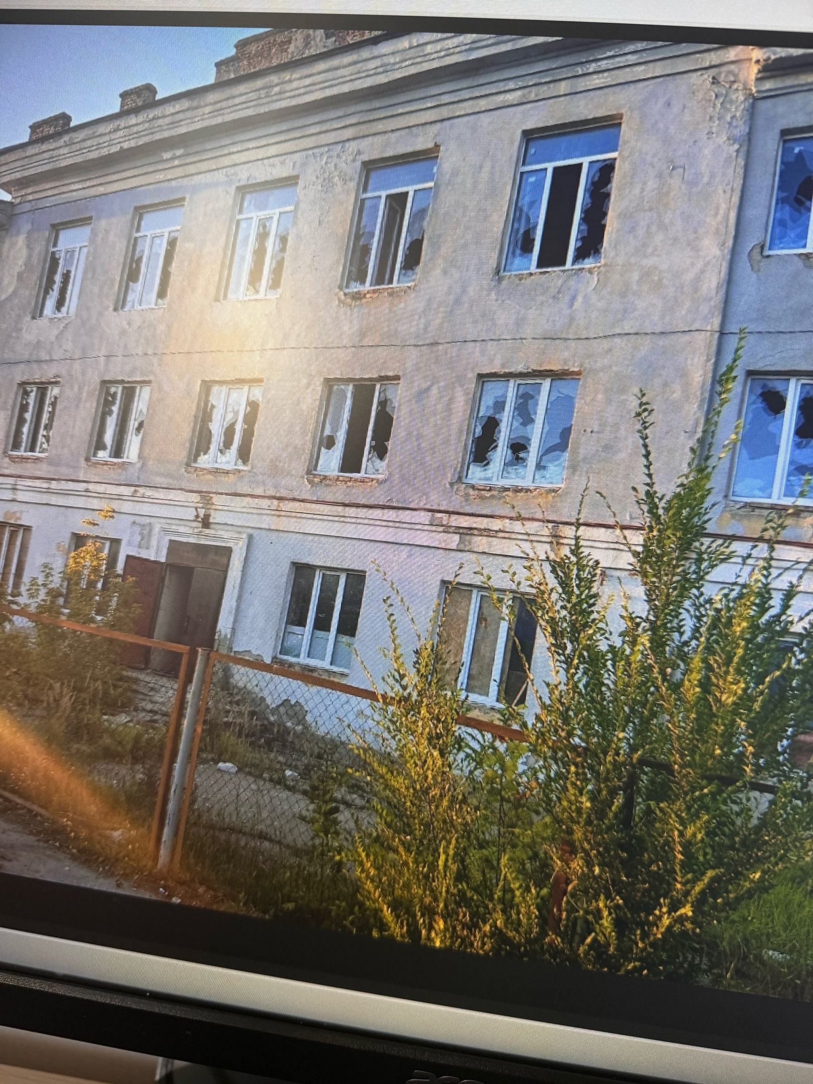 Смертельно опасное здание интерната в Кузнецке бросили на произвол судьбы