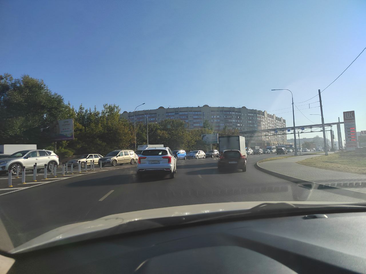 Развязка на ГПЗ улучшила ситуацию, но пробки остались