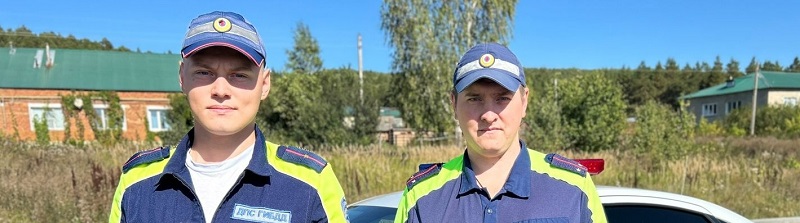 Сотрудники ДПС спасли ребенка с серьезной травмой