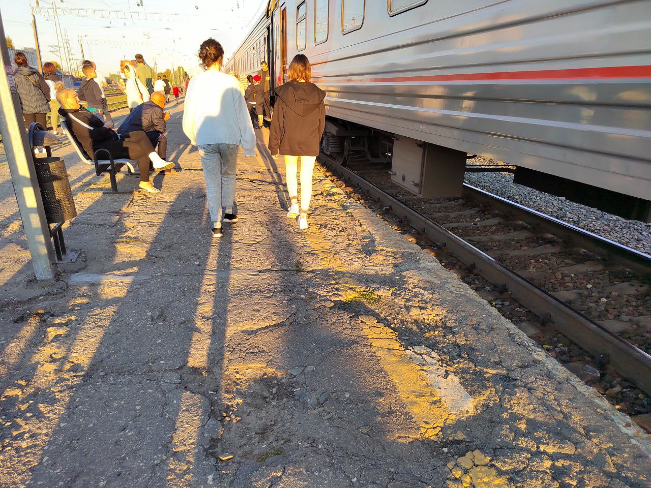 В Пензе женщина попала под колеса грузового поезда