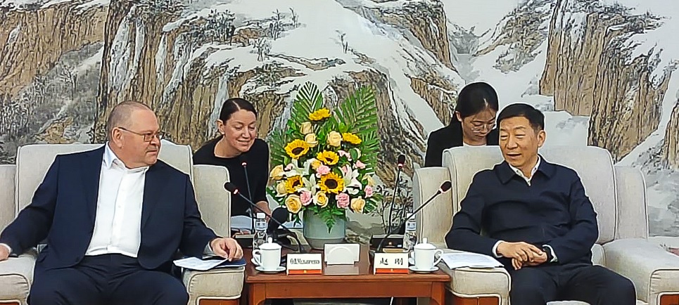 Олег Мельниченко возглавил делегацию, отправившуюся из Пензы в Китай