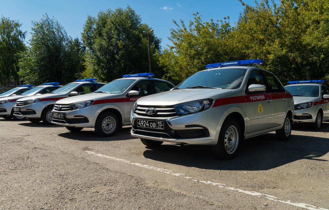 15 новых автомобилей получили пензенские росгвардейцы