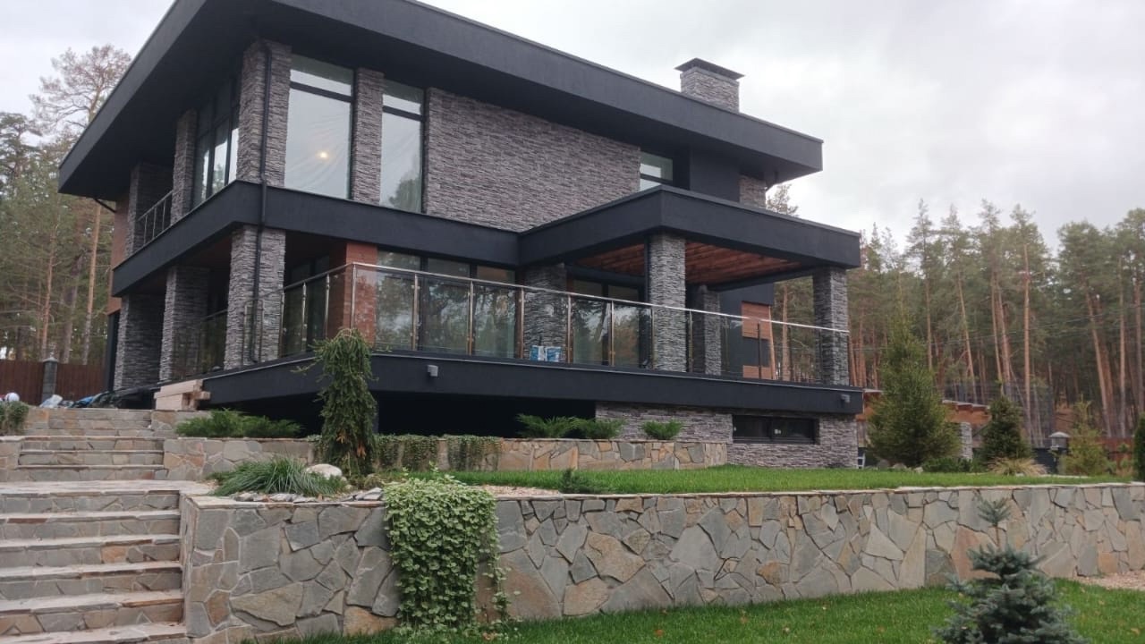 Пензенский "Мир стекла — NFG" создал шедевр в элитном нижегородском поселке