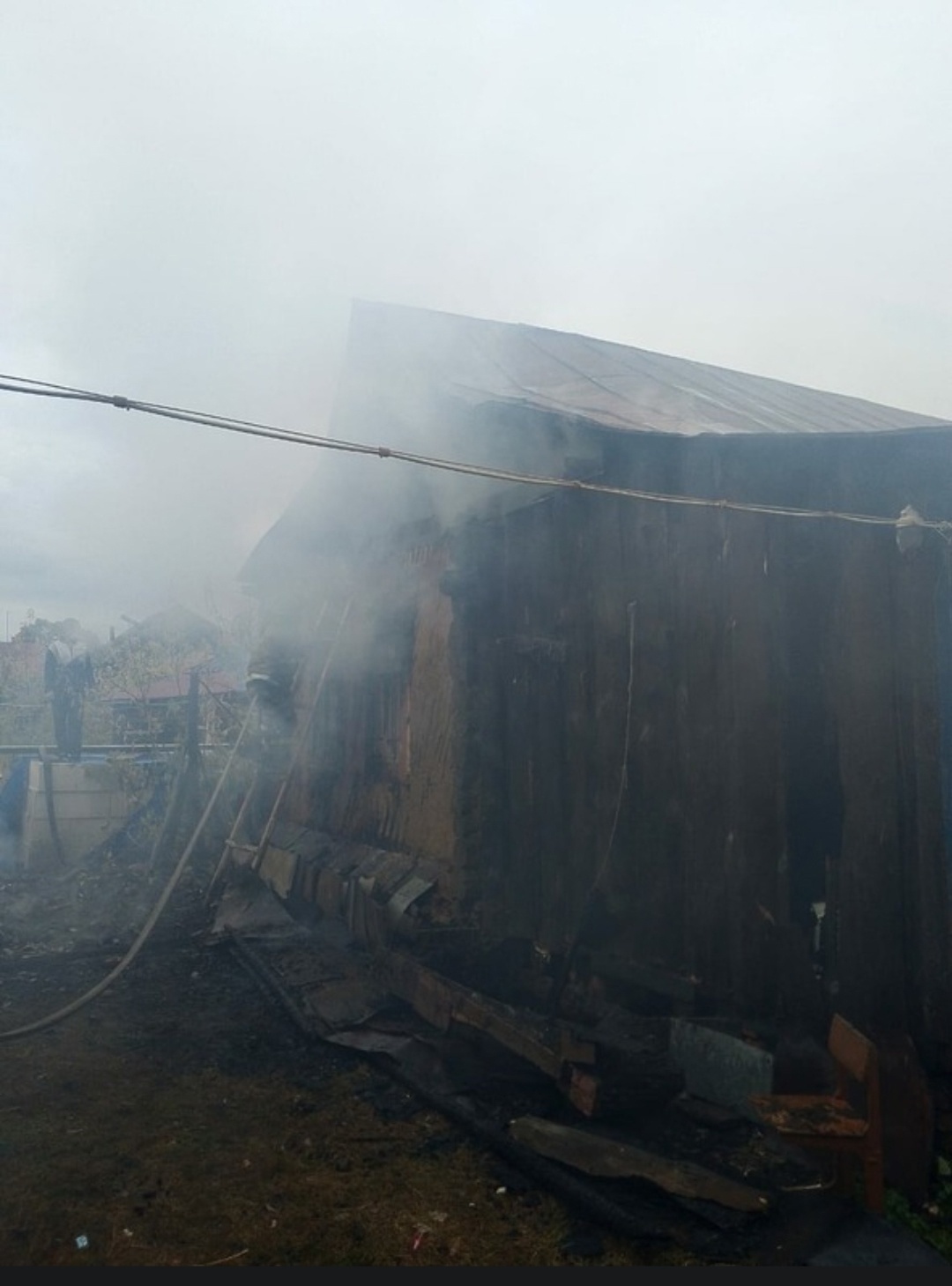 В Городищенском районе пожар уничтожил дом и постройки