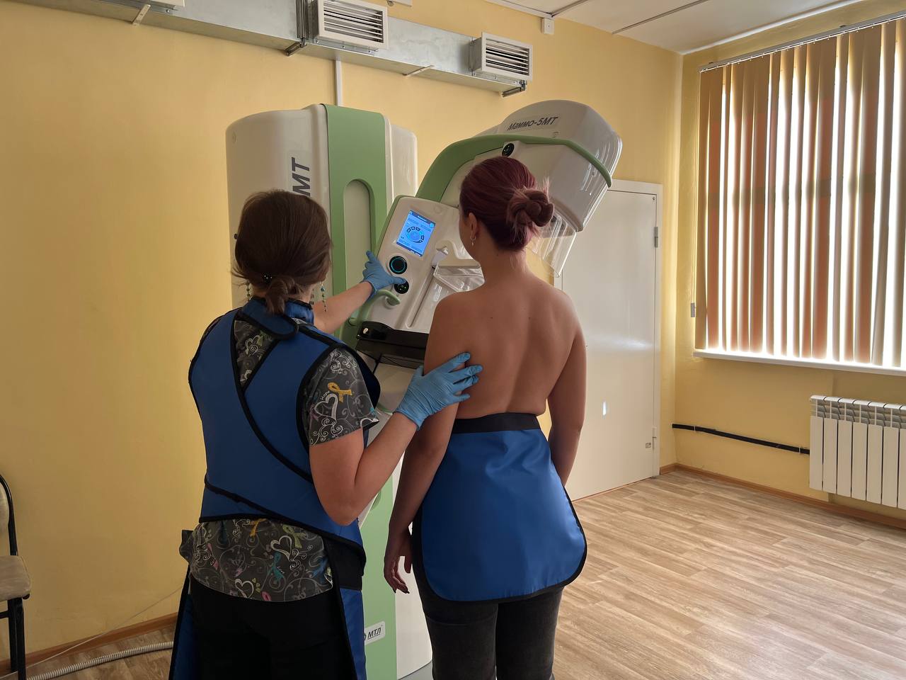 Врач-онколог объясняет связь мастопатии, фиброаденомы и рака молочной железы