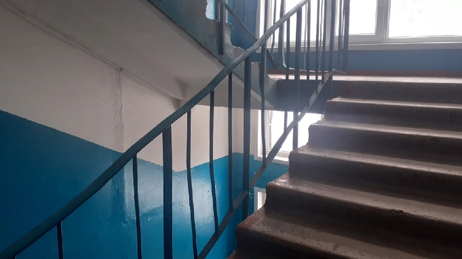 После жестокого избиения на лестничной клетке пензячка чудом выжила