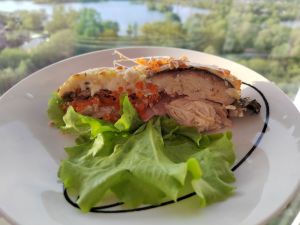 Форель под сливочно-икорным соусом: ресторанное блюдо на вашем столе