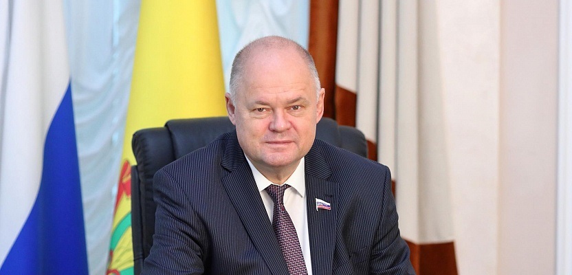 Вадим Супиков поздравляет работников автотранспортного комплекса