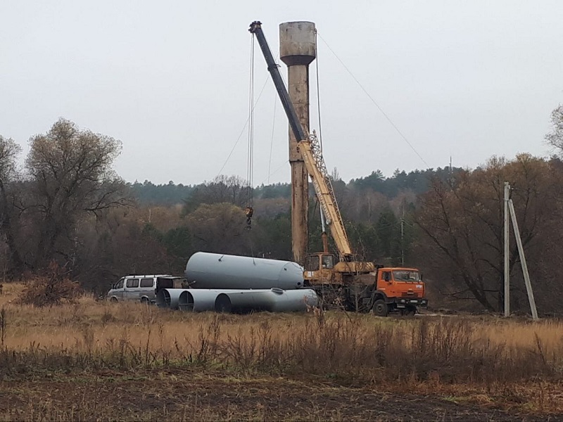 В большом селе Кузнецкого района возводят новую водонапорную башню