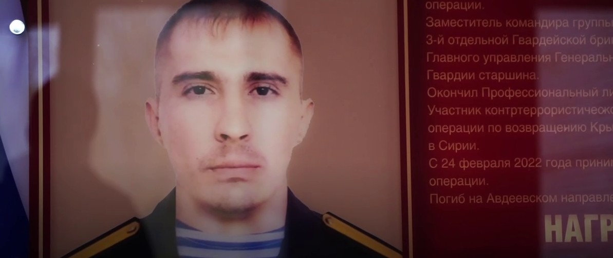 Олег Мельниченко почтил память погибшего год назад бойца СВО