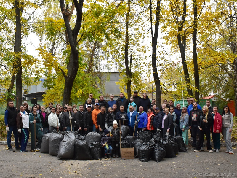 В Пензе состоялся общегородской субботник