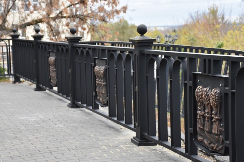 В Пензе ремонт лестницы к Спасо-Преображенскому монастырю завершат в ноябре