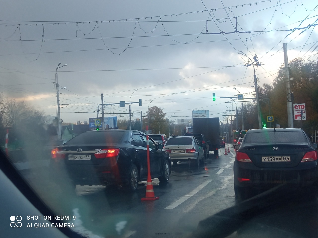 В Пензе на проспекте Победы разбился мотоциклист, образовалась пробка