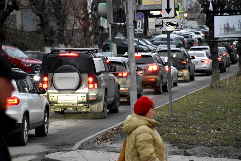 На улице Кураева в Пензе планируют сделать три полосы движения