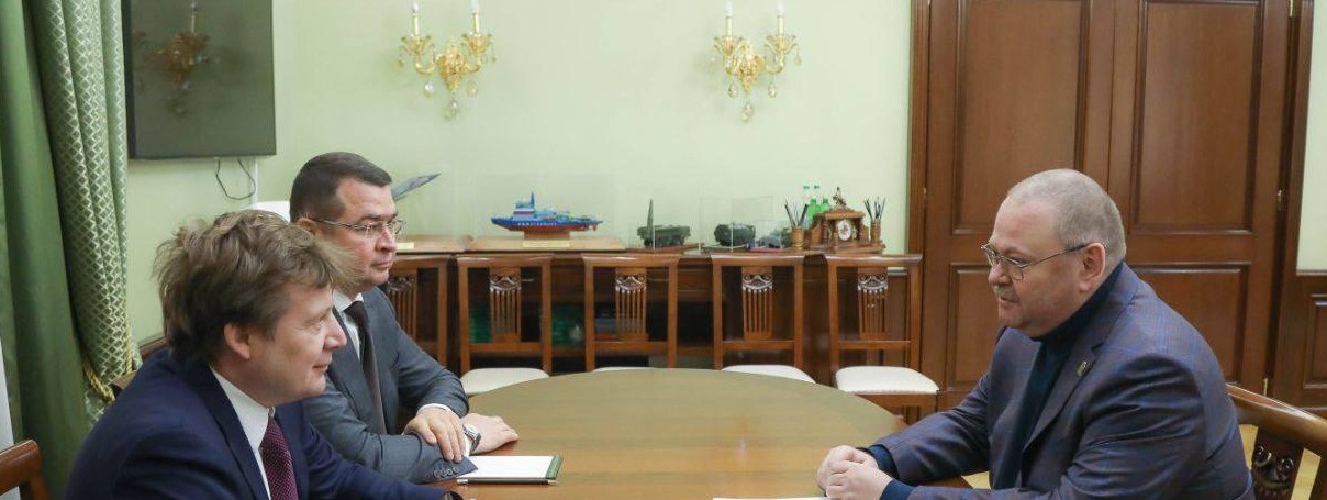 Олег Мельниченко рассказал о старте конференции по строительным кадрам