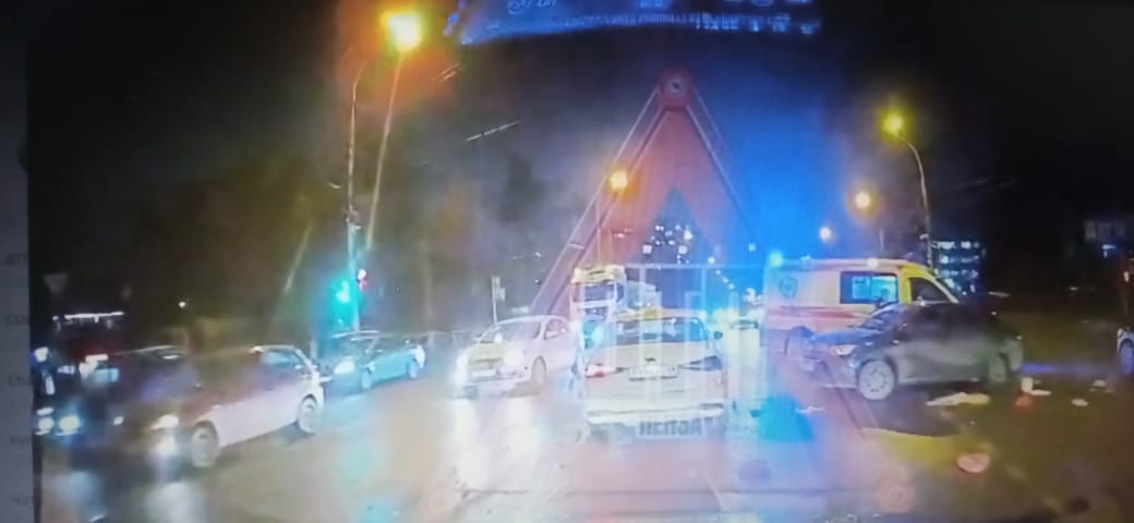 Транспортный коллапс в Пензе: серия ДТП парализовала движение