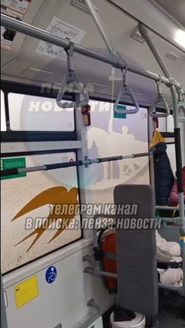 Пензенцам ответили на жалобы о мутных окнах в автобусах