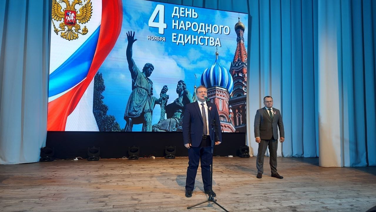 В Сердобске многодетная мать получила медаль Материнская доблесть