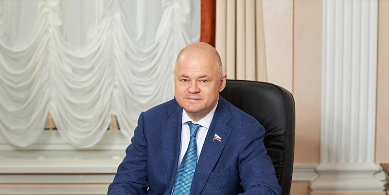 Вадим Супиков: Поддержка семьи, материнства и детства – важнейшие приоритеты государственной политики