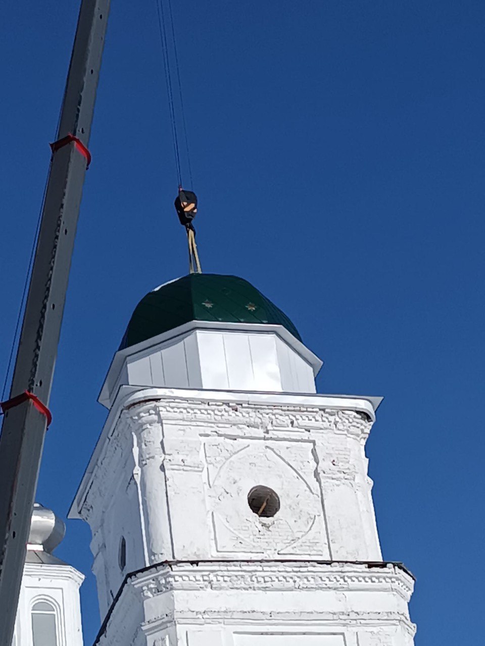 Митрополит Серафим совершил литургию в восстановленном храме Мокшанского района