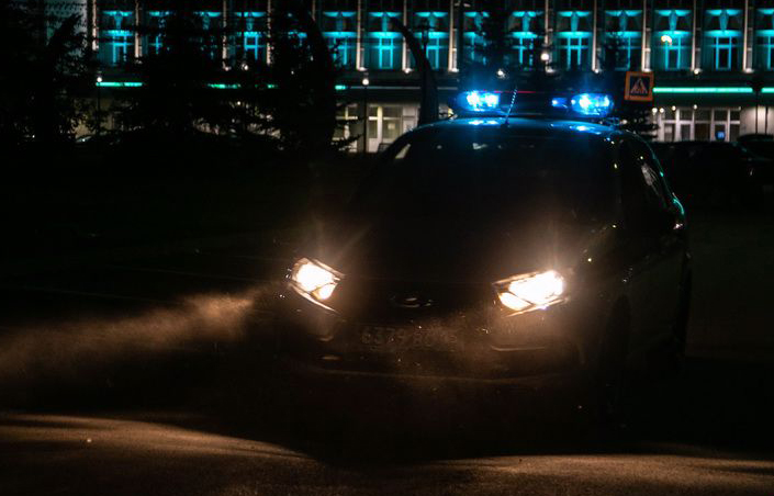 В Пензе в ходе ночной ссоры молодежь битой разбила авто обидчиков