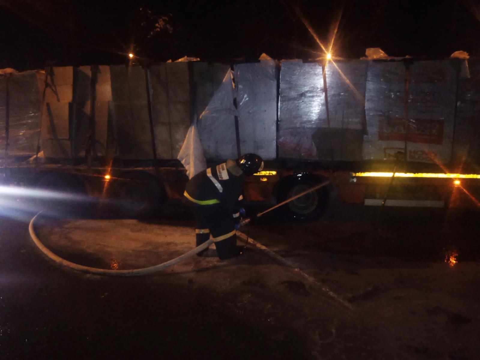 В Пензенской области на трассе М5 у машины на ходу загорелось колесо