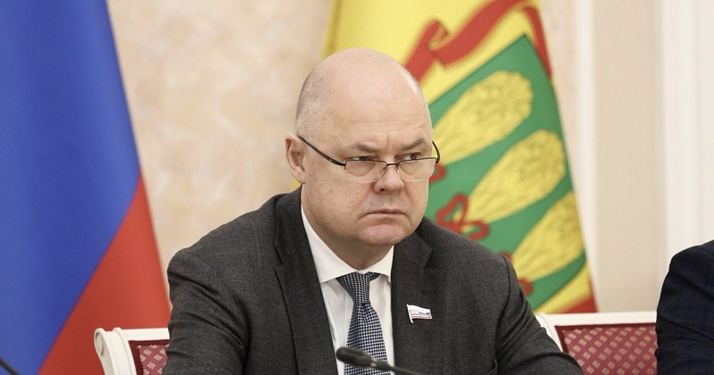 Вадим Супиков подчеркнул важность поддержки сферы образования