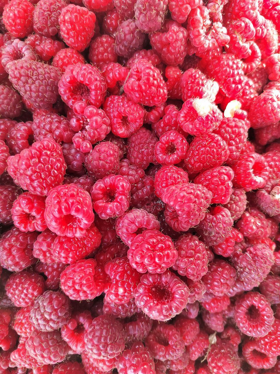 Малина и алкоголь: совместимость и риски