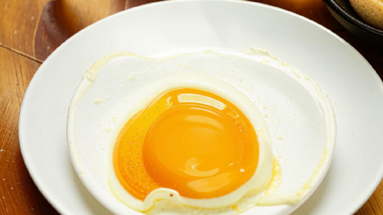 Ученые: яйца спасают от болезни Альцгеймера