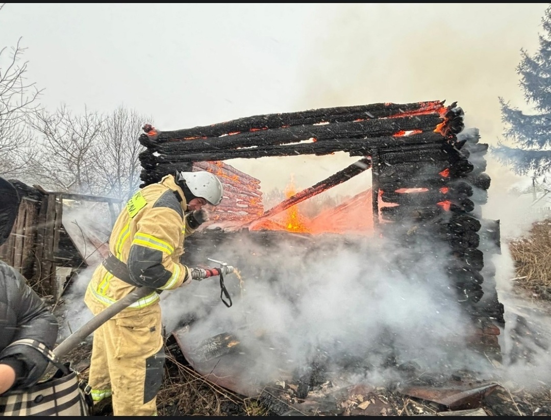 В Городищенском районе утренний пожар уничтожил дом