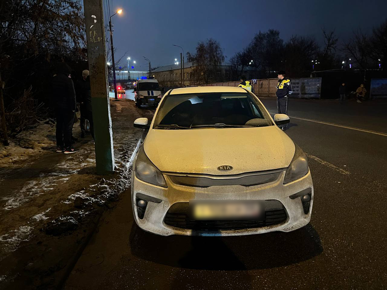 В Пензе молодой парень угнал автомобиль такси и поехал домой