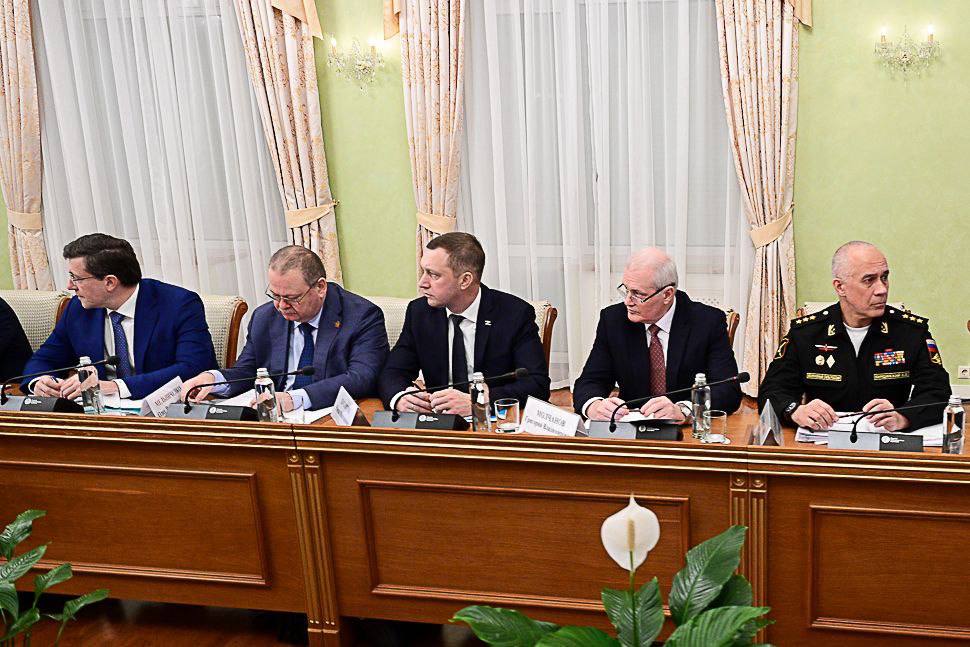 Олег Мельниченко обсудил в Уфе ход отбора на военную службу по контракту