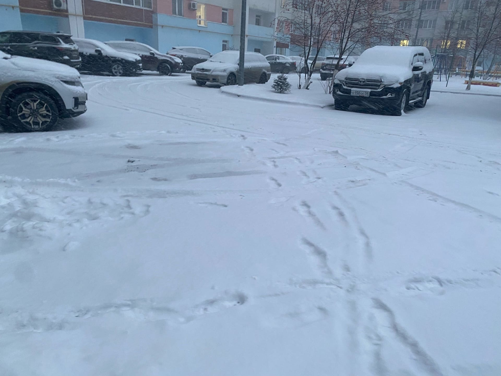 Снегоплавильная станция под мостом Капашина снова простаивает