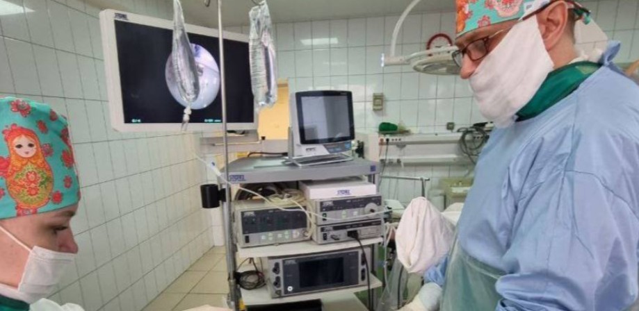 Пензенские урологи провели уникальную операцию по удалению камней из почек