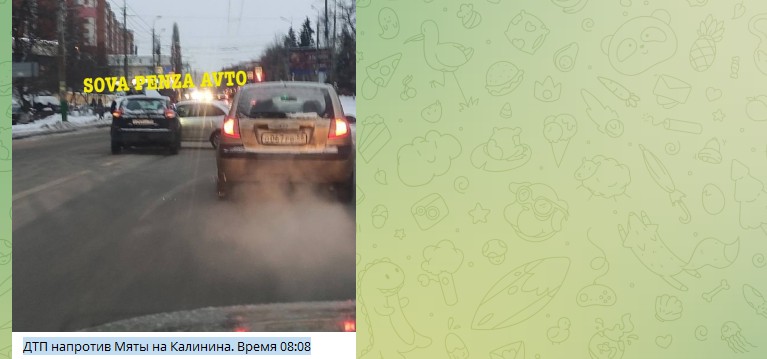 В Пензе на улице Калинина столкнулись два автомобиля