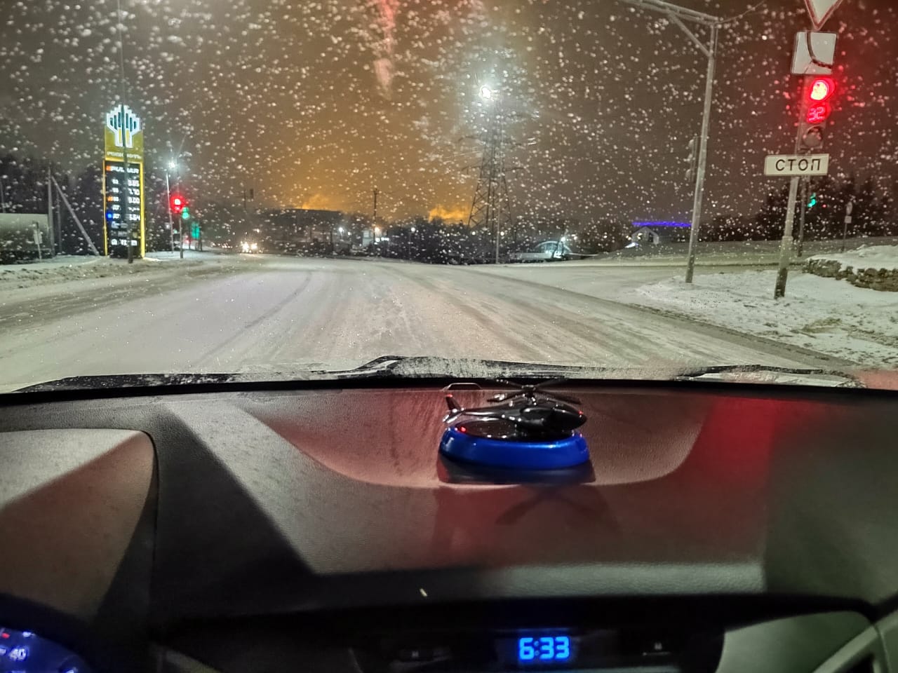 Машину носит, ничего не посыпано: правда о пензенских дорогах в метель