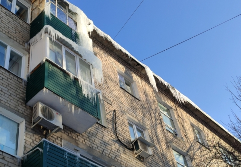 В Ленинском районе Пензы выдано более 300 уведомлений об уборке снега