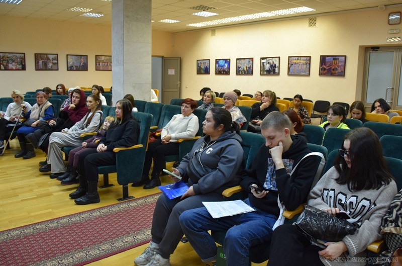 Еще 60 детей-сирот в Пензе получили ключи от квартир