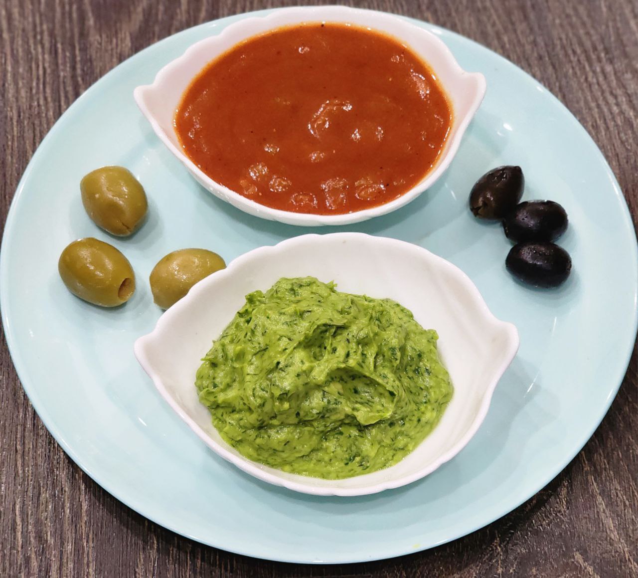 Два простых соуса, с которыми домашняя еда будет как в ресторане