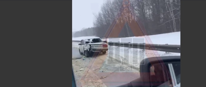 В Городищенском районе на М5 авто оторвало колесо в тройном ДТП