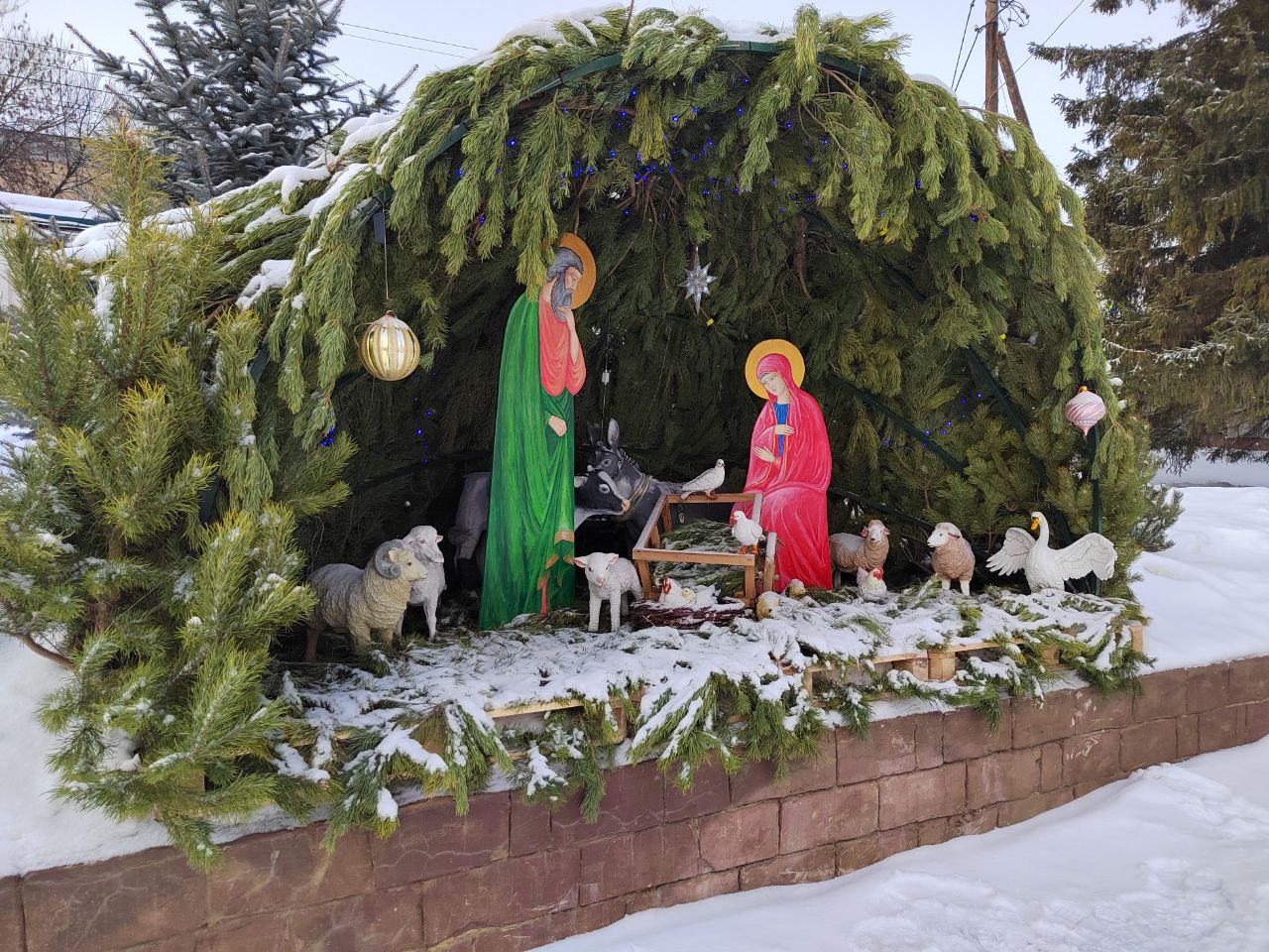 Митрополит Серафим приглашает пензенцев на рождественские службы