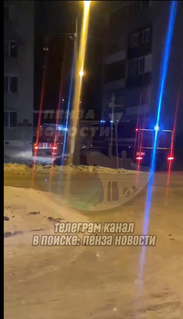 В Пензе на улице Краснова из-за пожара эвакуировали семь человек