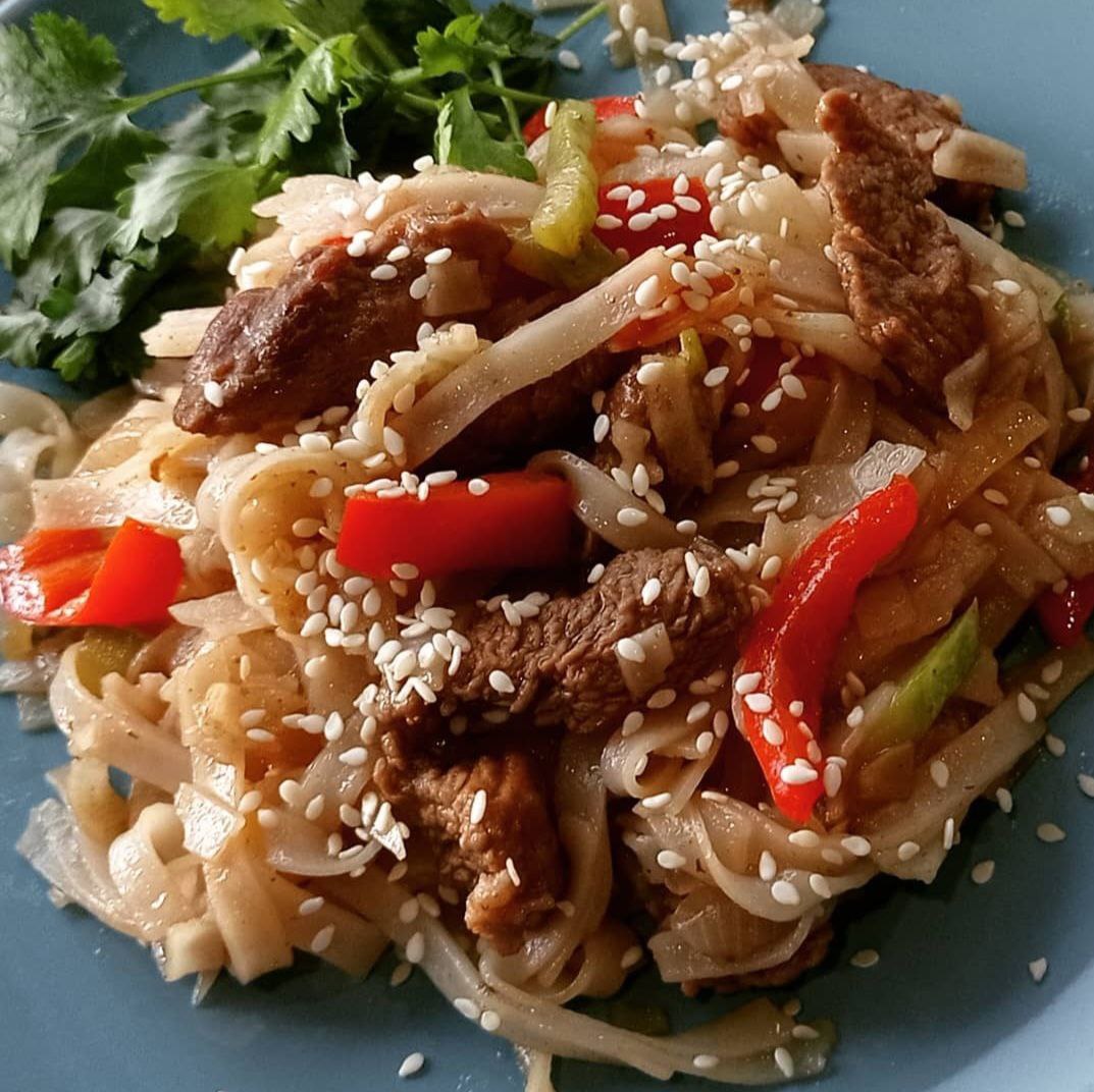 Лапша вок с говяжьей вырезкой