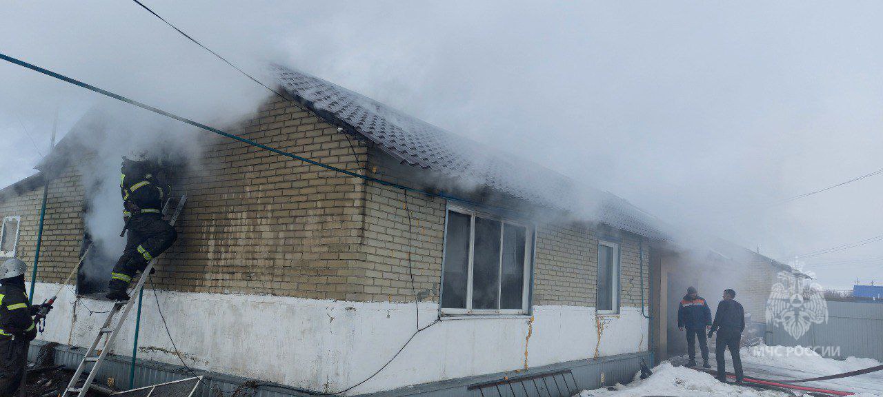 Двухлетний ребенок пострадал при пожаре в Колышлейском районе