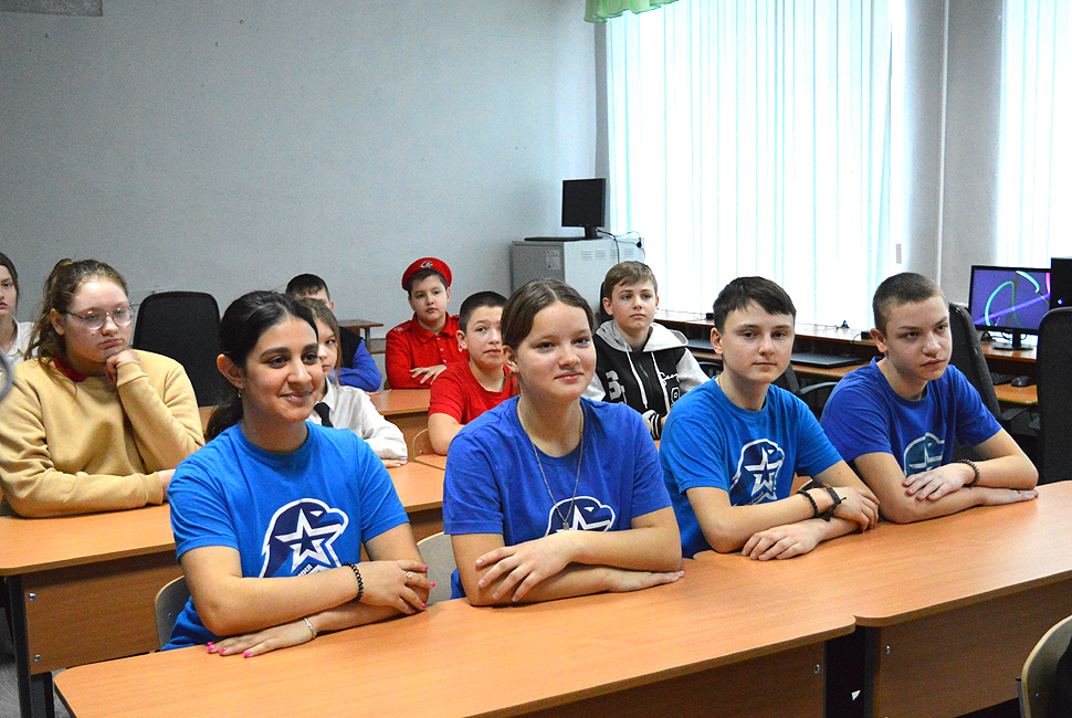 В Тамалинском районе открылись четыре центра «Точка роста»