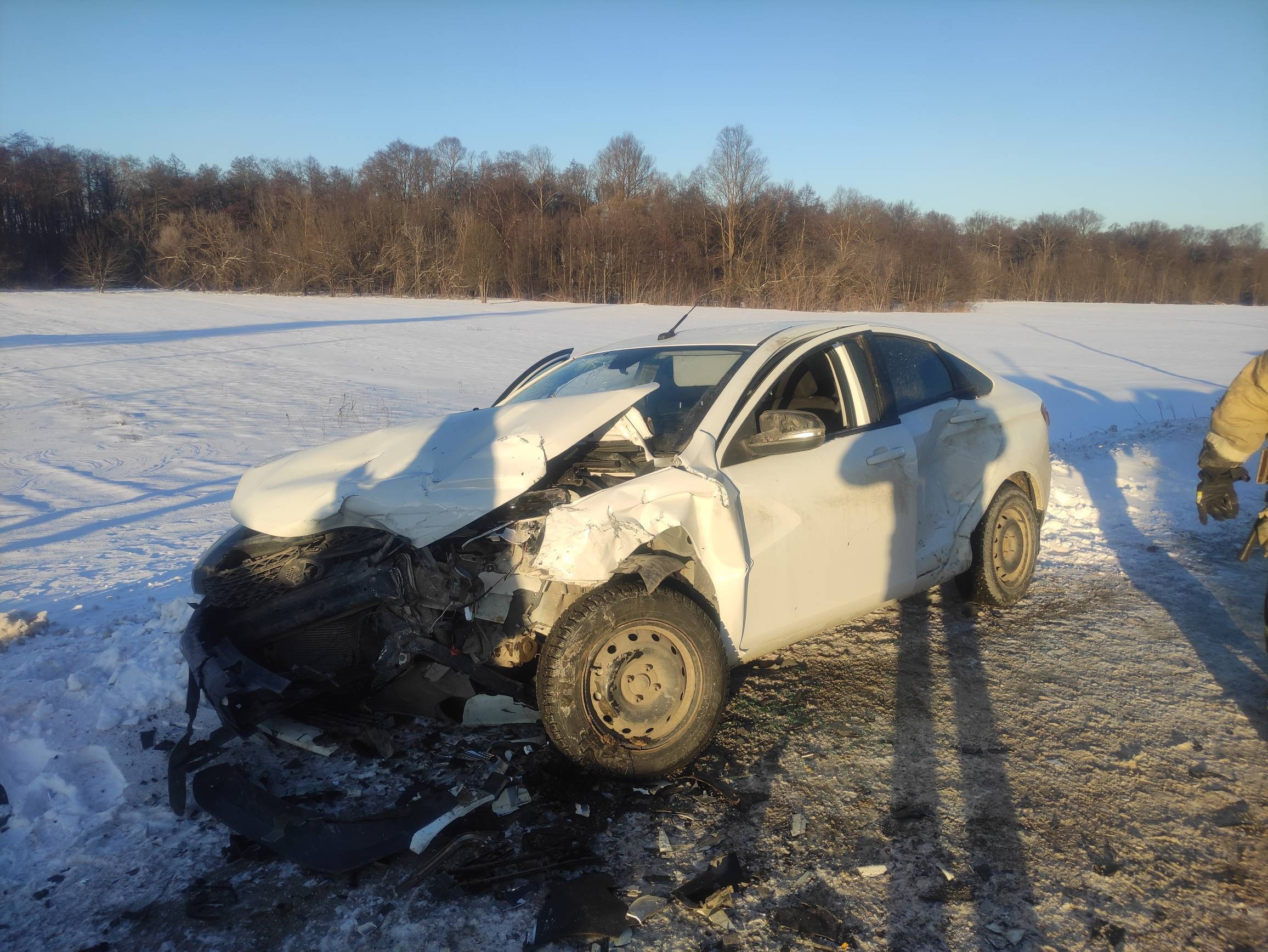 В Никольском районе спасателей вызвали на место жесткой аварии