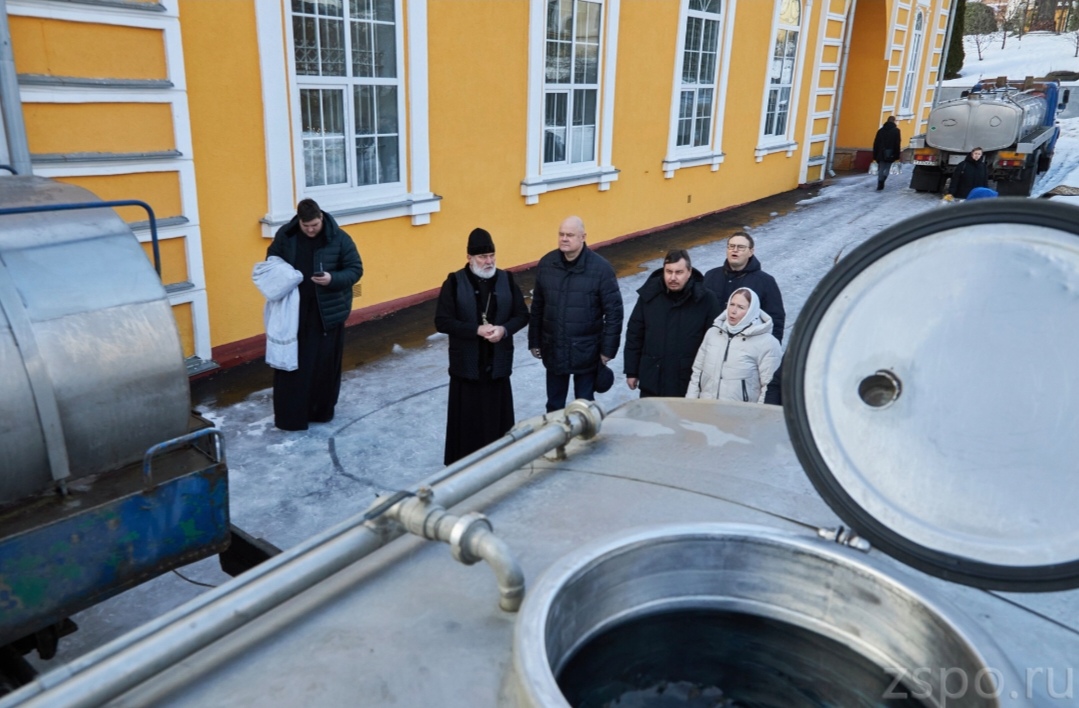 Вадим Супиков принял участие в освящении крещенской воды