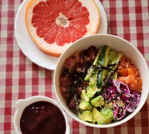 Трендовый поке боул: готовьте дома как шеф-повар